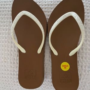 Reef Stargazer- white with glittery flecks